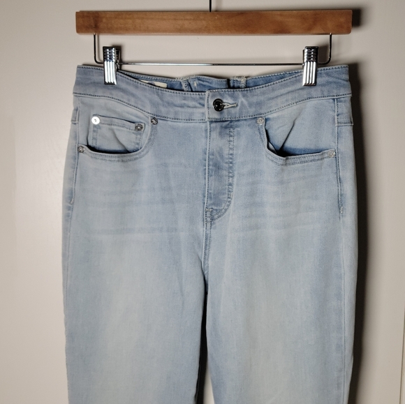 We The Free Free People Crvy High Rise Lace-Up Back Flare Jeans | Size 29 - Picture 3 of 10